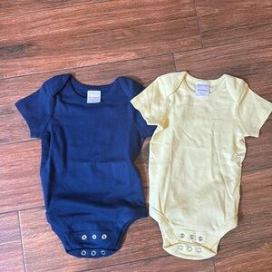 Hanna Andersson onesies (12-18 months)